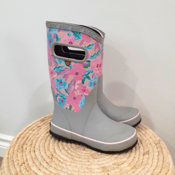 Bogs Other - Kid's Bogs in Excellent condition